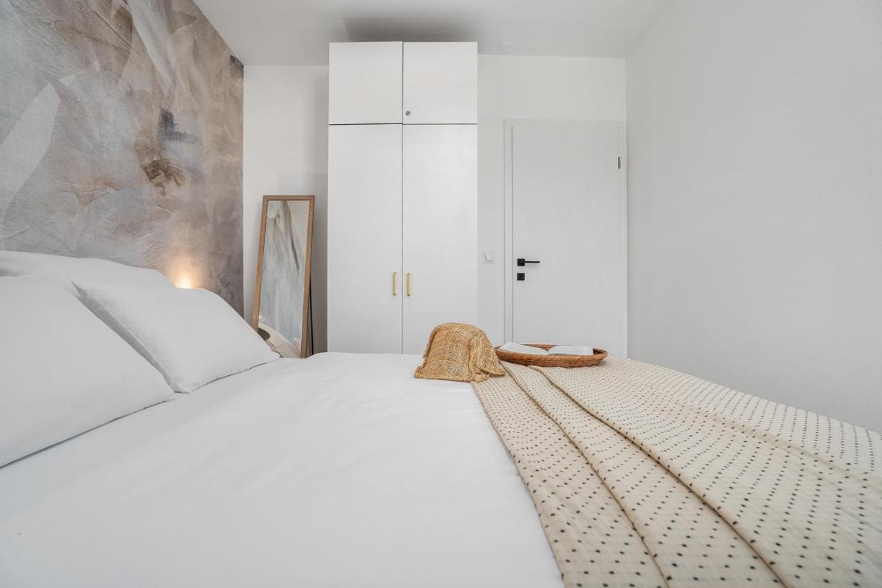 Villa Lux Promajna Eksteriør billede