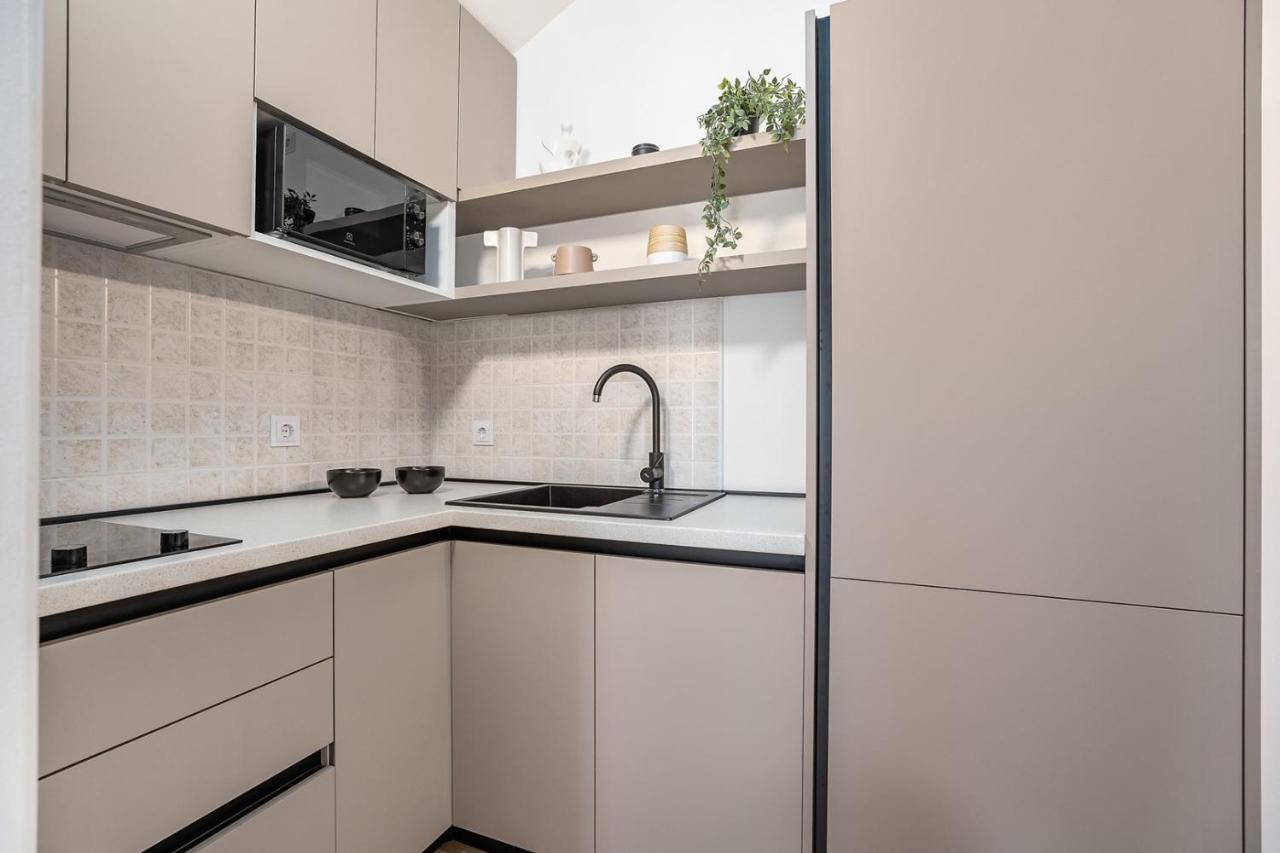 Villa Lux Promajna Eksteriør billede