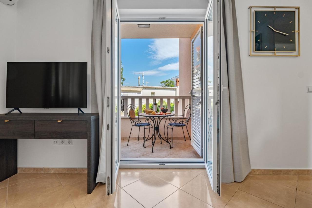 Villa Lux Promajna Eksteriør billede